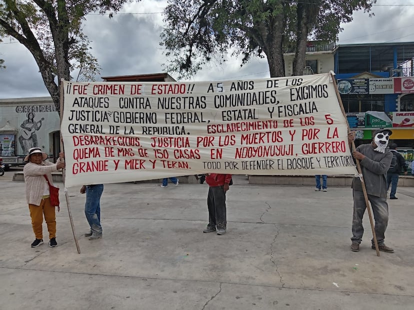 Familias de Guerrero Grande y Ndoyonuyuji. Foto: Nute Kuijin
