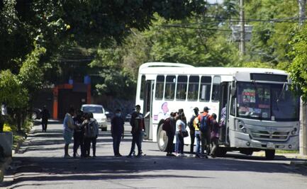 Presentan examen virtual 4 mil aspirantes a Escuelas Normales; alumnos siguen con protestas