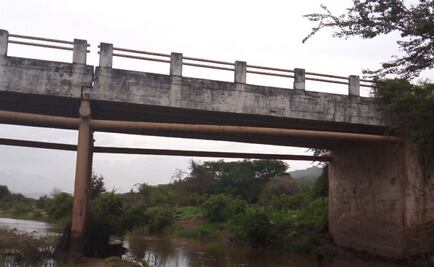 Tras sismo, daños en 52 tramos carreteros restringen conectividad en municipios de Oaxaca