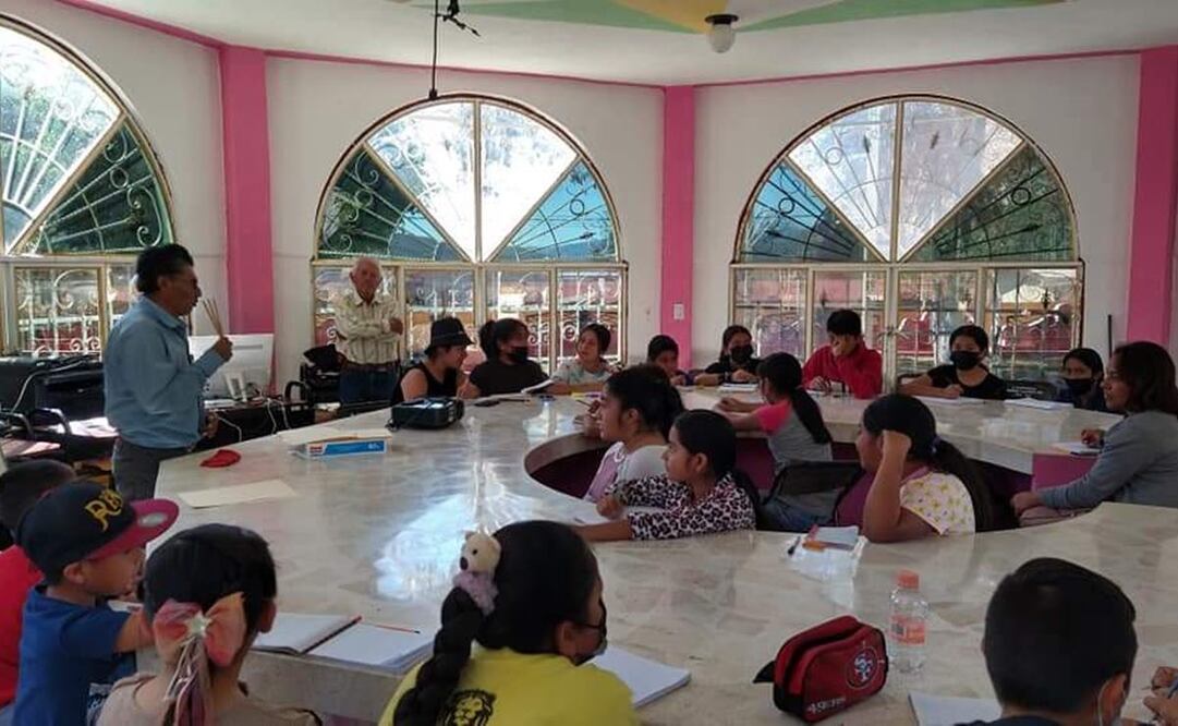 En Oaxaca, San Miguel Tlacotepec lucha para revertir agonía de variante de la lengua tu´un savi. Fotos: Especiales