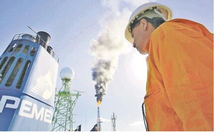 Gran nómina de jubilados, regalo de Pemex a AMLO