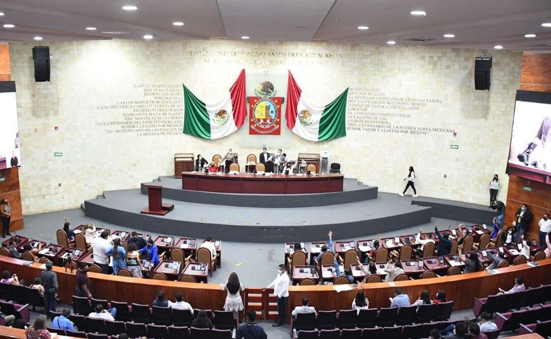 Pide Congreso de Oaxaca cuentas claras a Sinfra sobre el destino de 3 mil 500 mdp. Foto: Especial