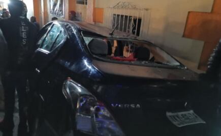 Auto embiste a personas en Muerteada de San Agustín Etla