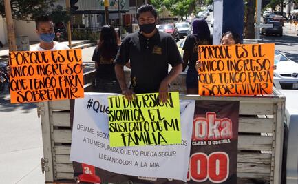 Con caravana, dueños de bares exigen reabrir pese a Covid-19