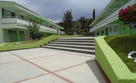 Toman estudiantes Normal de Tamazulápam; exigen estudio socioeconómico para admisión