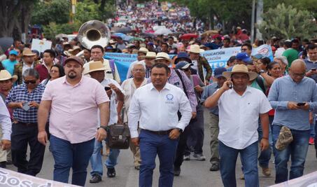 Exige Sección 22 esclarecer el crimen de dos docentes en Río Grande