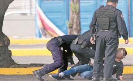 Menores de edad sufren violencia en arrestos