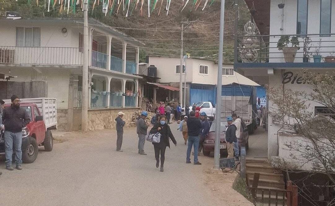 Autoridades de Capulálpam en Oaxaca confiscan material minero extraído ilegalmente; hay un herido. Foto: Especial
