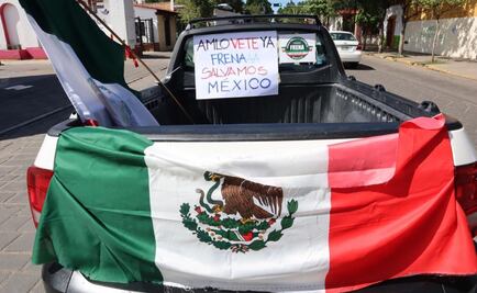 Por segunda ocasión, protestan contra AMLO con caravana; en Oaxaca se sumaron unos 30 autos