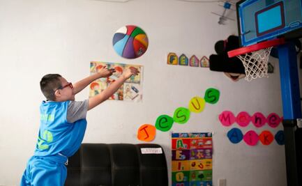 A Chucho, un tornado oaxaqueño en el baloncesto, no lo detiene la trisomía 21