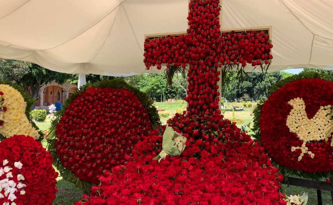 Tumba de "El Mencho" se vuelve atractivo turístico en Jalisco (29/03/2026). Foto: Alberto González / EL UNIVERSAL