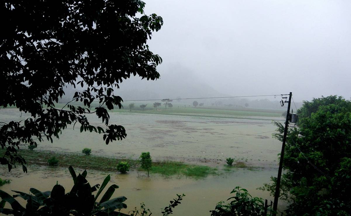 Alerta en cinco municipios de la Cuenca de Oaxaca, por depresión tropical Once-E