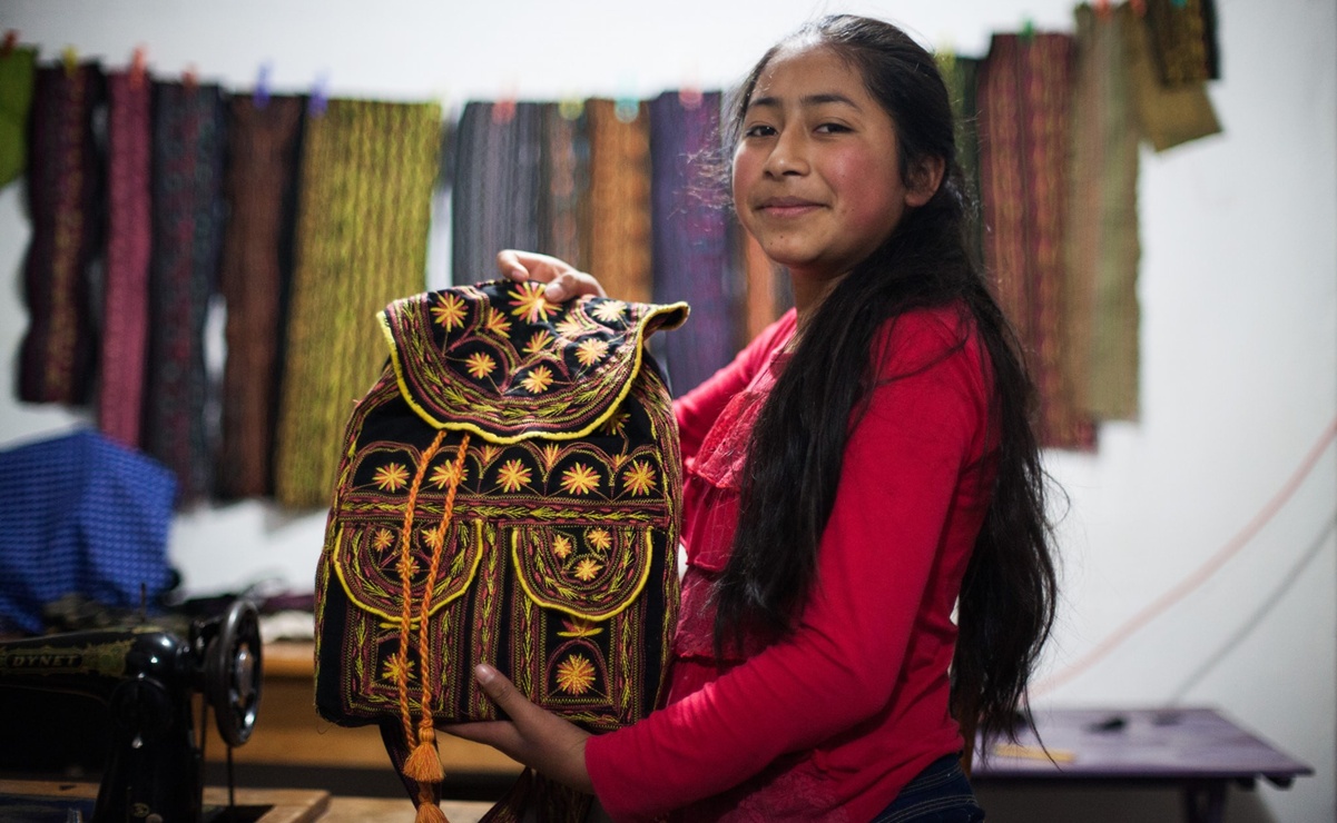 Foto: Facebook Semillero Creativo de Textiles en Santa María Tlahuitoltepec, Oaxaca