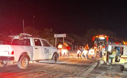 Por "apagones" habitantes de Jalapa del Marqués bloquearon la carretera federal 190