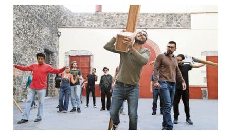 Viacrucis contra la intolerancia