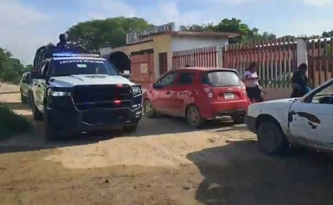 Asesinan a balazos a profesor en el interior de una secundaria en San Blas Atempa, Oaxaca
