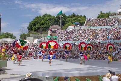 Volarán danzantes de la pluma de Zaachila en Colombia
