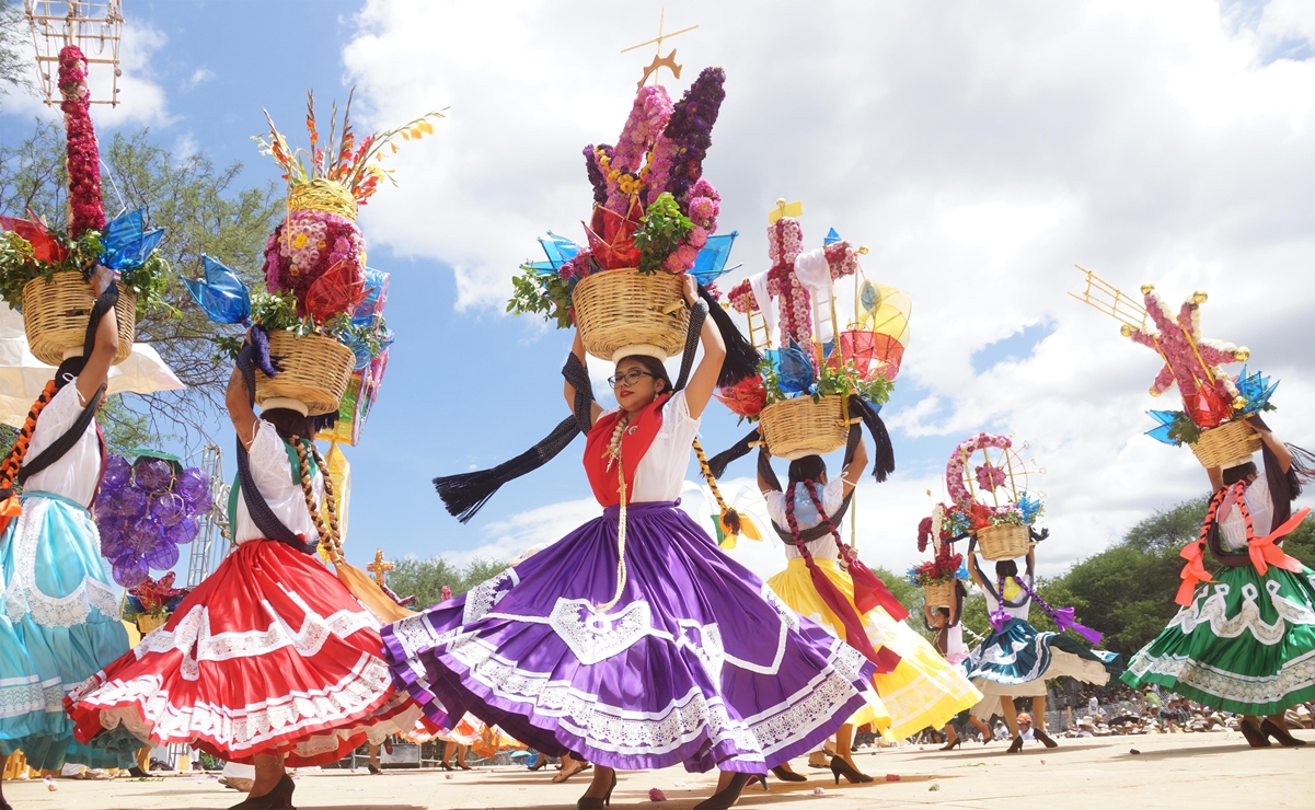 Zaachila revive su legado zapoteca con danzas y rituales en el corazón del "cerrito" sagrado. Foto: Edwin Hernández