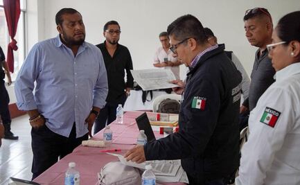 Devuelven armas y equipos tácticos a policías municipales de Juchitán, Oaxaca, decomisadas tras Operativo Sable