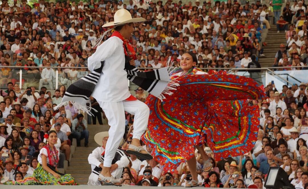 Va Oaxaca por 6 premios de Lo mejor de México 2022; Guelaguetza y Mazunte, entre las nominaciones