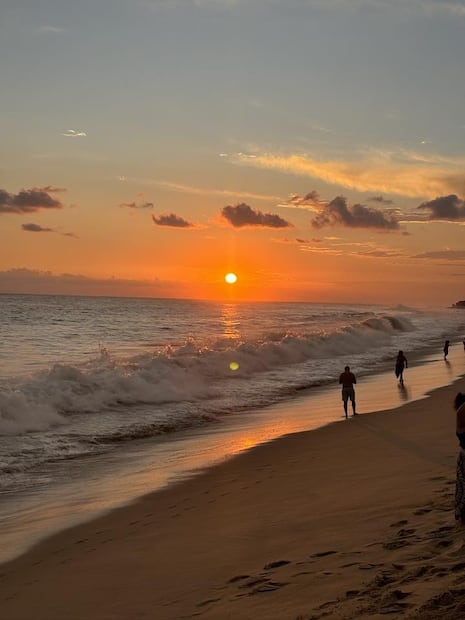 Playa Bacocho en Puerto Escondido, Oaxaca. Foto: Fb@Guillermo Martinez
