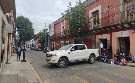 Con bloqueo en Centro Histórico de Oaxaca, comunidades de alta marginación exigen servicios médicos