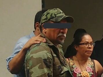 Fiscalía deja libre a líder de colonia de Zaachila pese a que portaba 2 granadas, revólver y escopeta