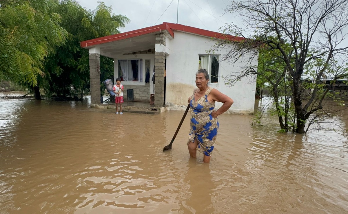 Dejan fuertes lluvias crecidas de ríos e inundaciones en comunidades del Istmo de Oaxaca. Fotos: Rusvel Rasgado EL UNIVERSAL
