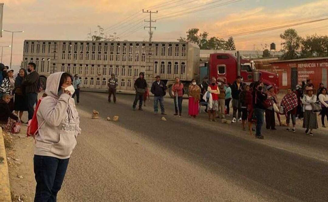 Manifestantes rechazan dialogar con gobierno de Oaxaca; 4 protestas y bloqueos asfixian la ciudad. Foto: Especial