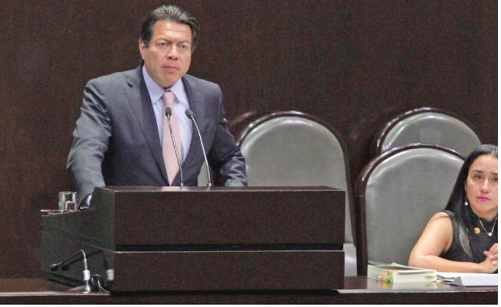 Busca López Obrador eliminar la burocracia de alto nivel