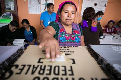 En Quialana, mujeres indígenas votan y presiden casillas