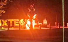 Comando ataca a balazos al palacio municipal de Santa María Mixtequilla, en Oaxaca