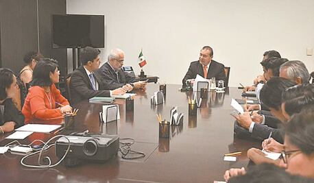 Revisa Ssa peticiones de médicos pasantes