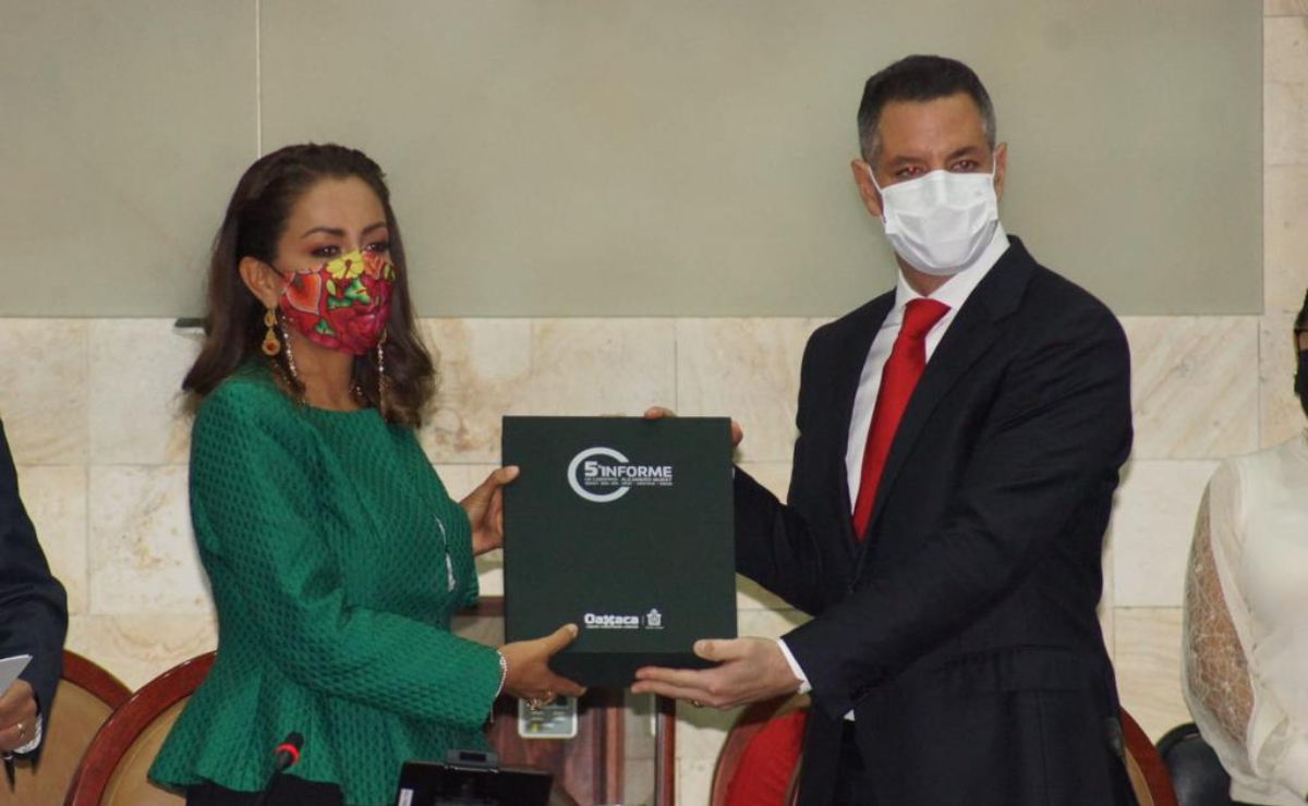 Entrega Murat Quinto Informe; con la frente en alto, puedo informar que Oaxaca está de pie, asegura