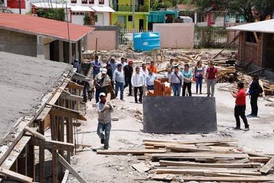 Sectores educativo y de Salud, los más atrasados en la reconstrucción tras el 7-S