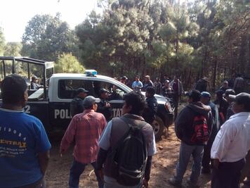 Retienen a policías de Oaxaca en Santiago Tlazoyaltepec