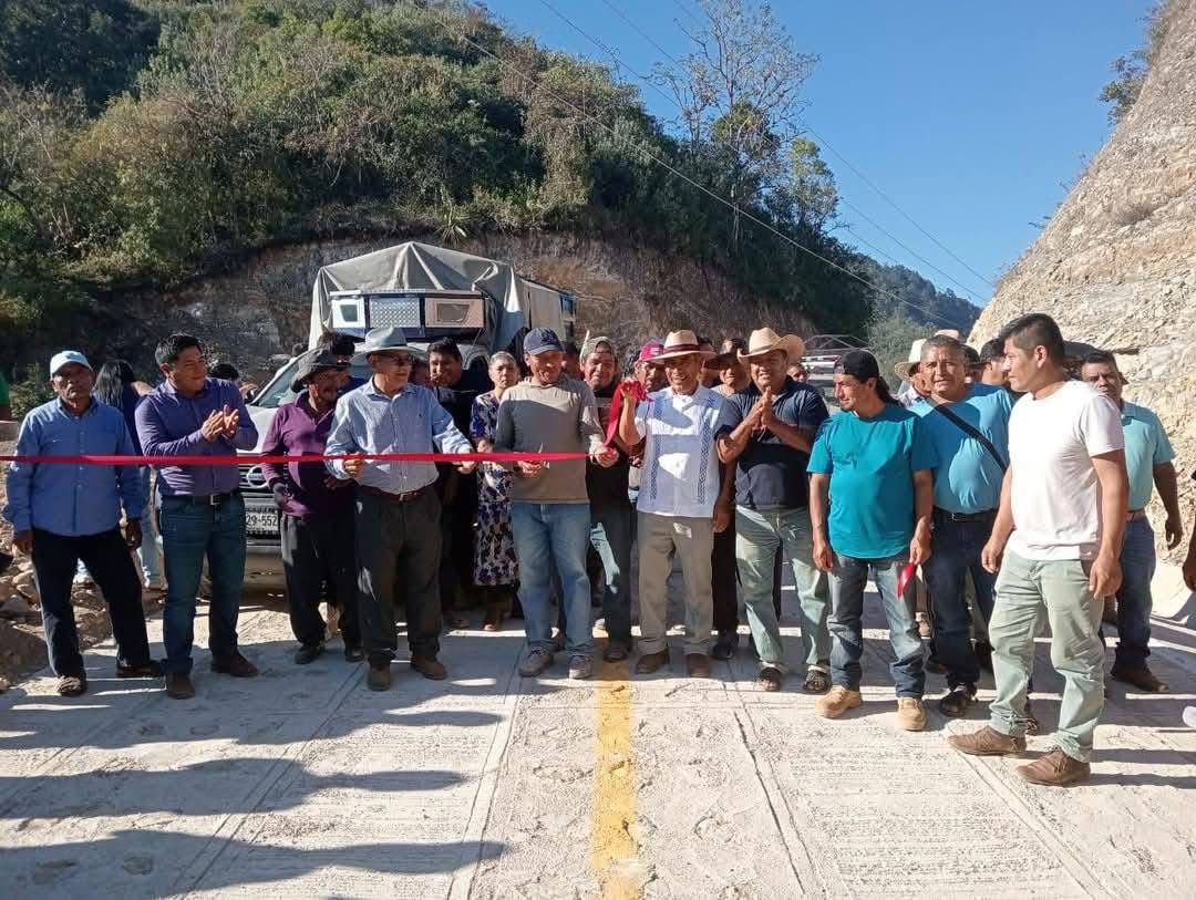 Detienen a autoridades municipales de Ocotepec Mixe por presunto delito de homicidio y despojo