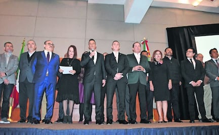 Murat, exgobernador de Oaxaca, y veintena de expriistas se suman a proyecto de Sheinbaum