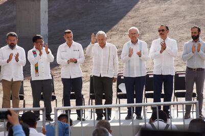 "Haríamos mal si nos apanicamos ante Covid-19": AMLO