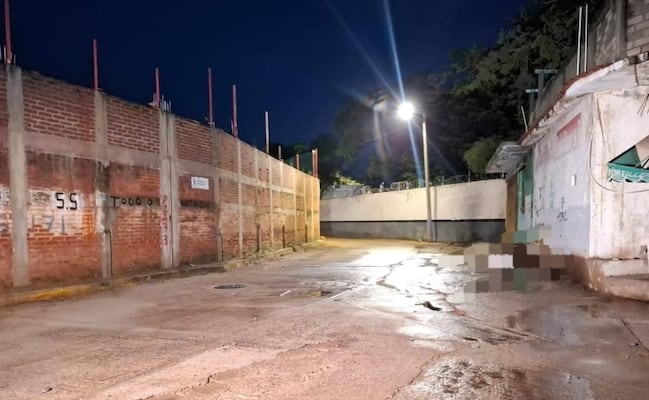 Hallan cuerpo de mujer con signos de violencia en perímetro del cuartel de la Guardia Nacional en Tehuantepec, Oaxaca