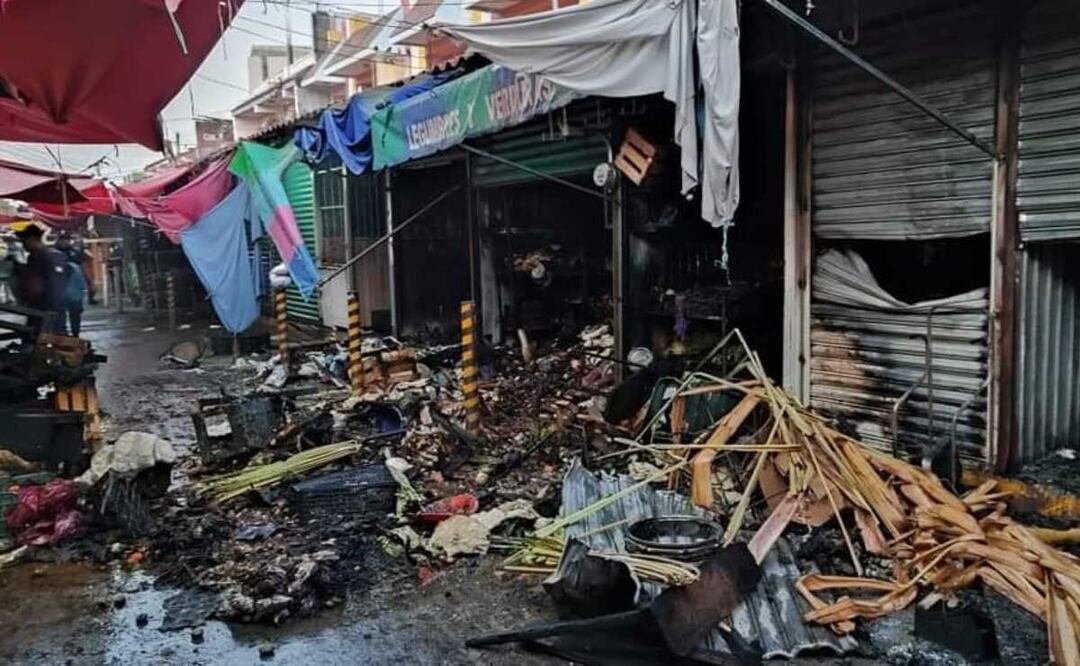 Un peritaje preliminar se determinó que el fuego en el interior del  mercado del centro de la ciudad fue  provocado. Foto: Ayuntamiento Juchitán
