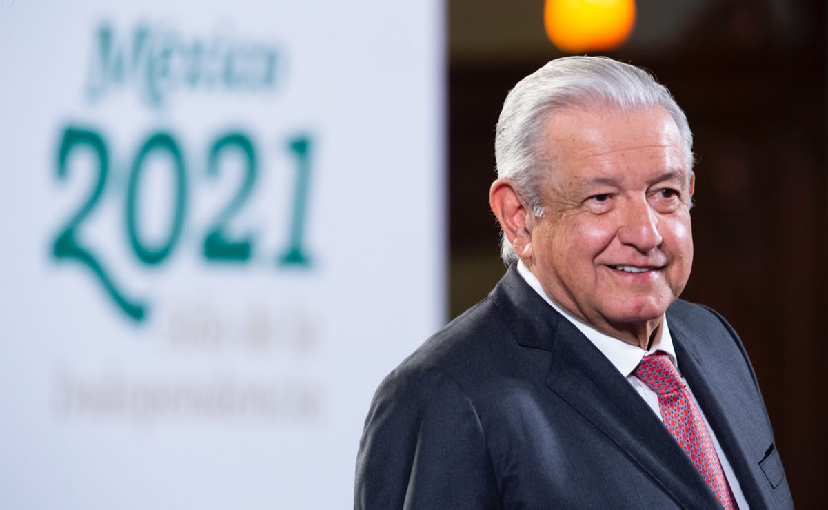 Afirma AMLO que sólo confía en municipios indígenas de Oaxaca para entrega directa de recursos