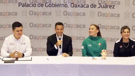 Tendrán certeza laboral más de seis mil trabajadores del sector salud: Murat