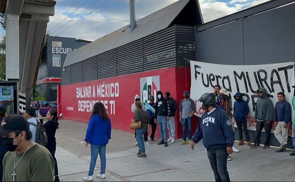 Exdirigente en Oaxaca se deslinda de “borlote del PRI”; tras protesta de red de jóvenes. Foto: Especial