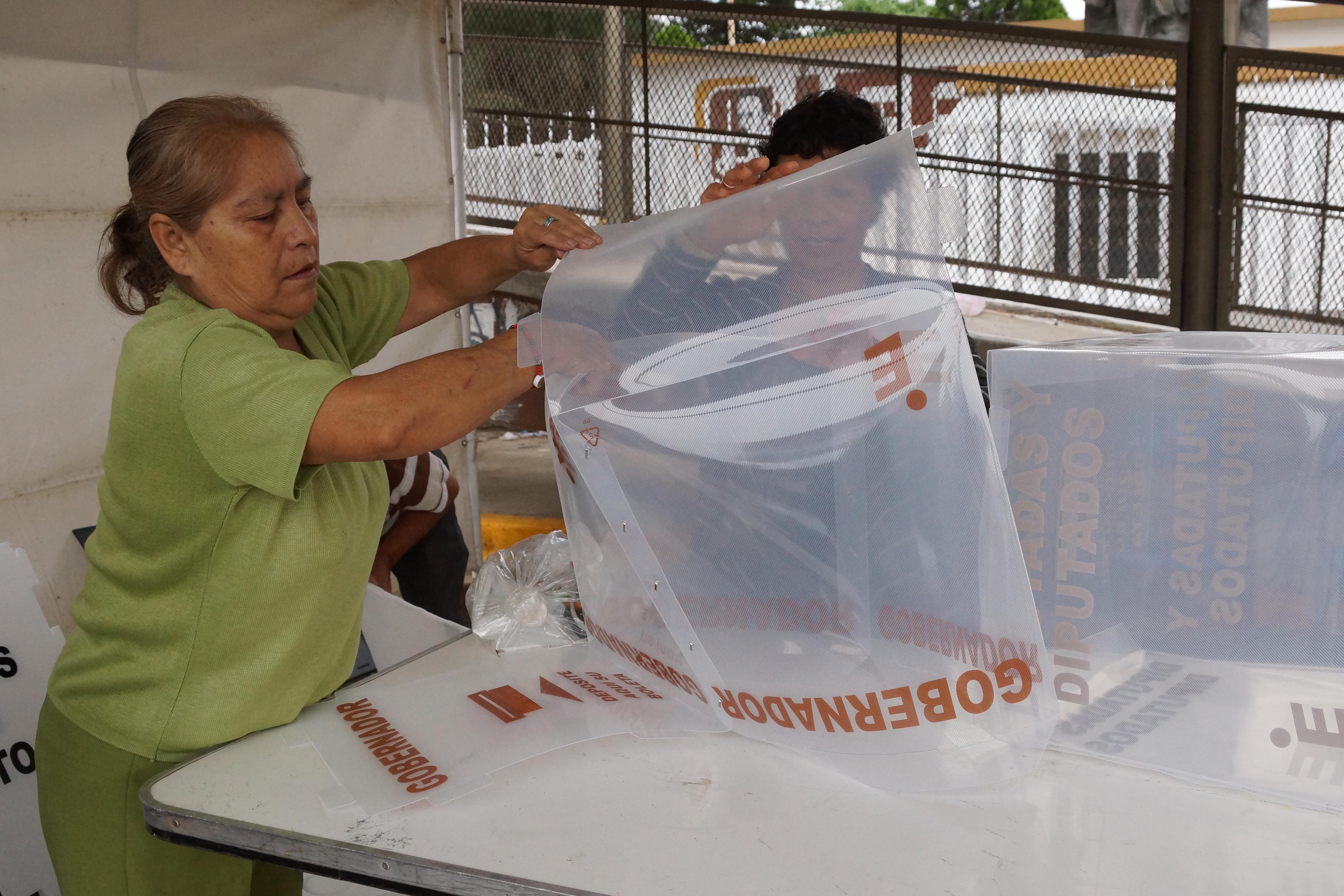 Organismos electorales locales, caros y a prueba