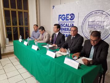 Confirman hallazgo de 14 cuerpos en fosas clandestinas en Ixcatlán, Oaxaca