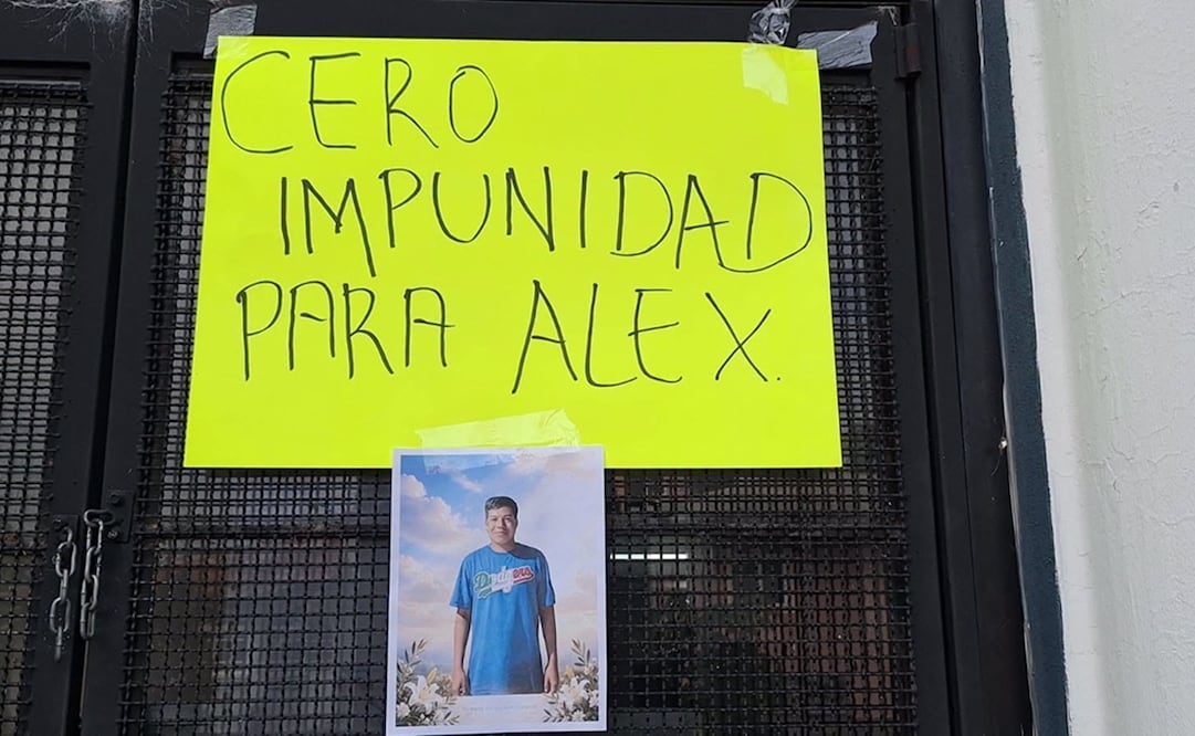 Familiares y amigos de Alexis piden justicia para que su asesinato no quede impune. Foto: Juana García