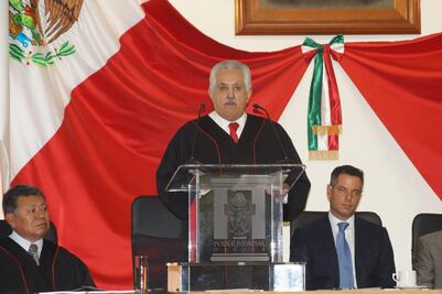 Admiten demanda de juicio político contra presidente del TSJE