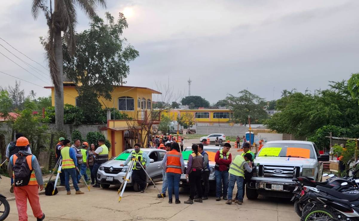 Trabajadores despedidos por constructora del CIIT retoman protestas con bloqueo a obra