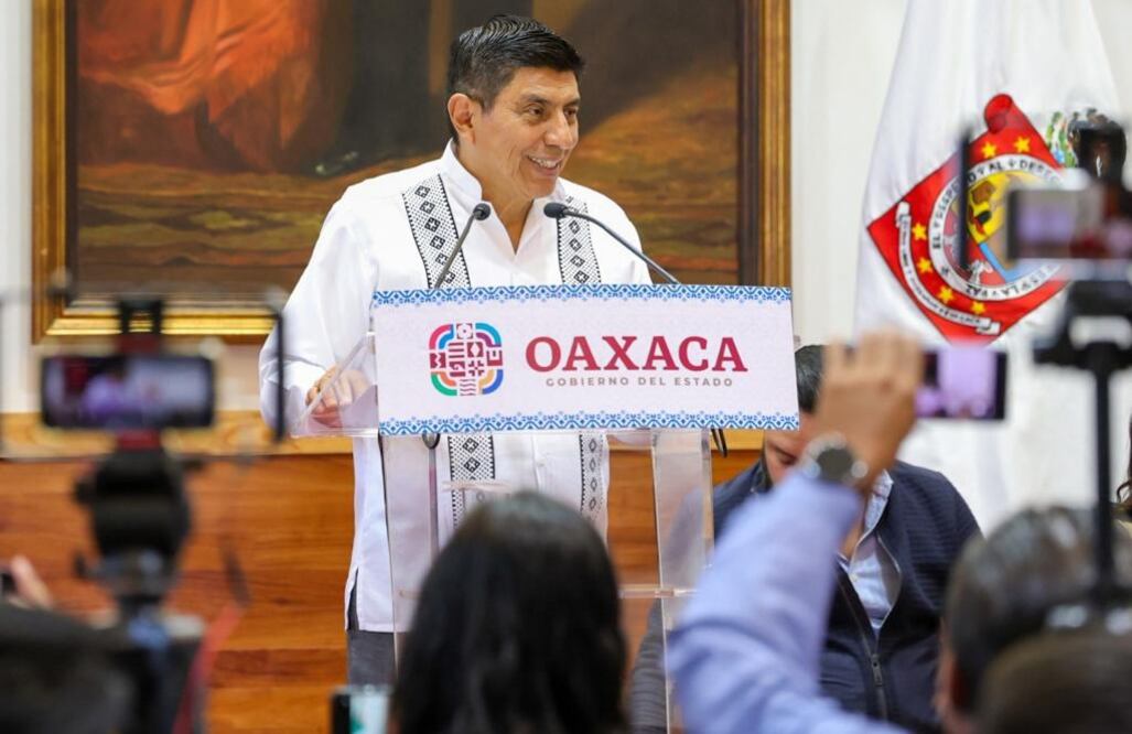 Tras sumarse Murat a proyecto de Sheinbaum, critica Jara malos manejos de la deuda en Oaxaca. Foto: Especial